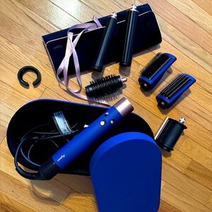 Dyson Airwrap Styling Set